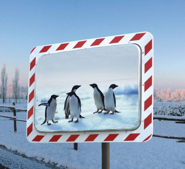 Ice free road safety traffic mirror