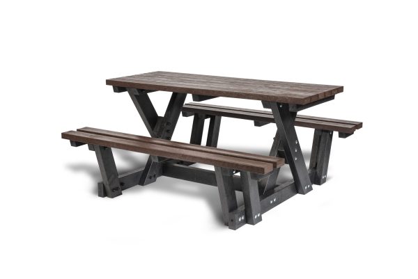 Walkthrough picnic table with ease of access design for users with mobility needs