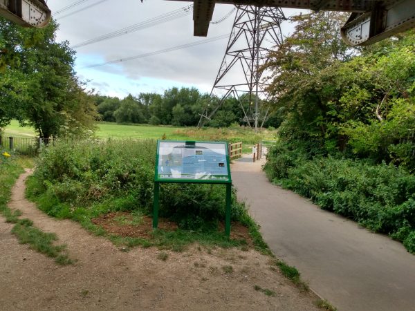 Avenue information Lectern for cycle trail